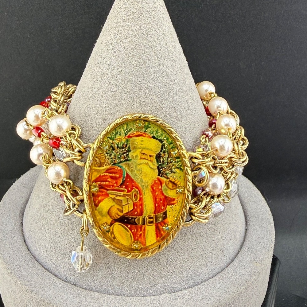 Vintage Maximal Art Christmas‎ Bracelet John Wind Santa Gold Tone 6.5"